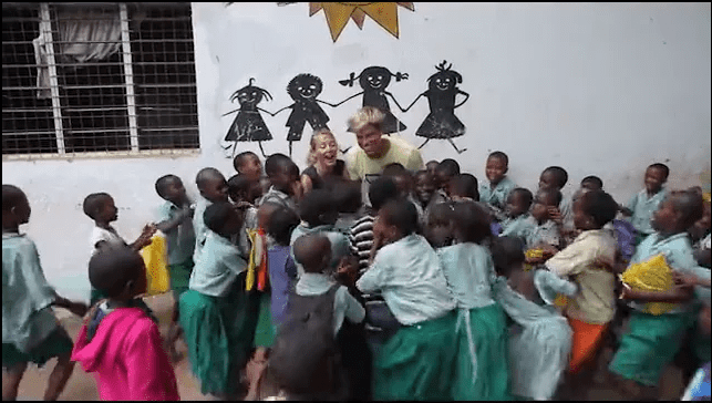 Lennart Schulenburg Kiteboards through Kenya - Naish.com