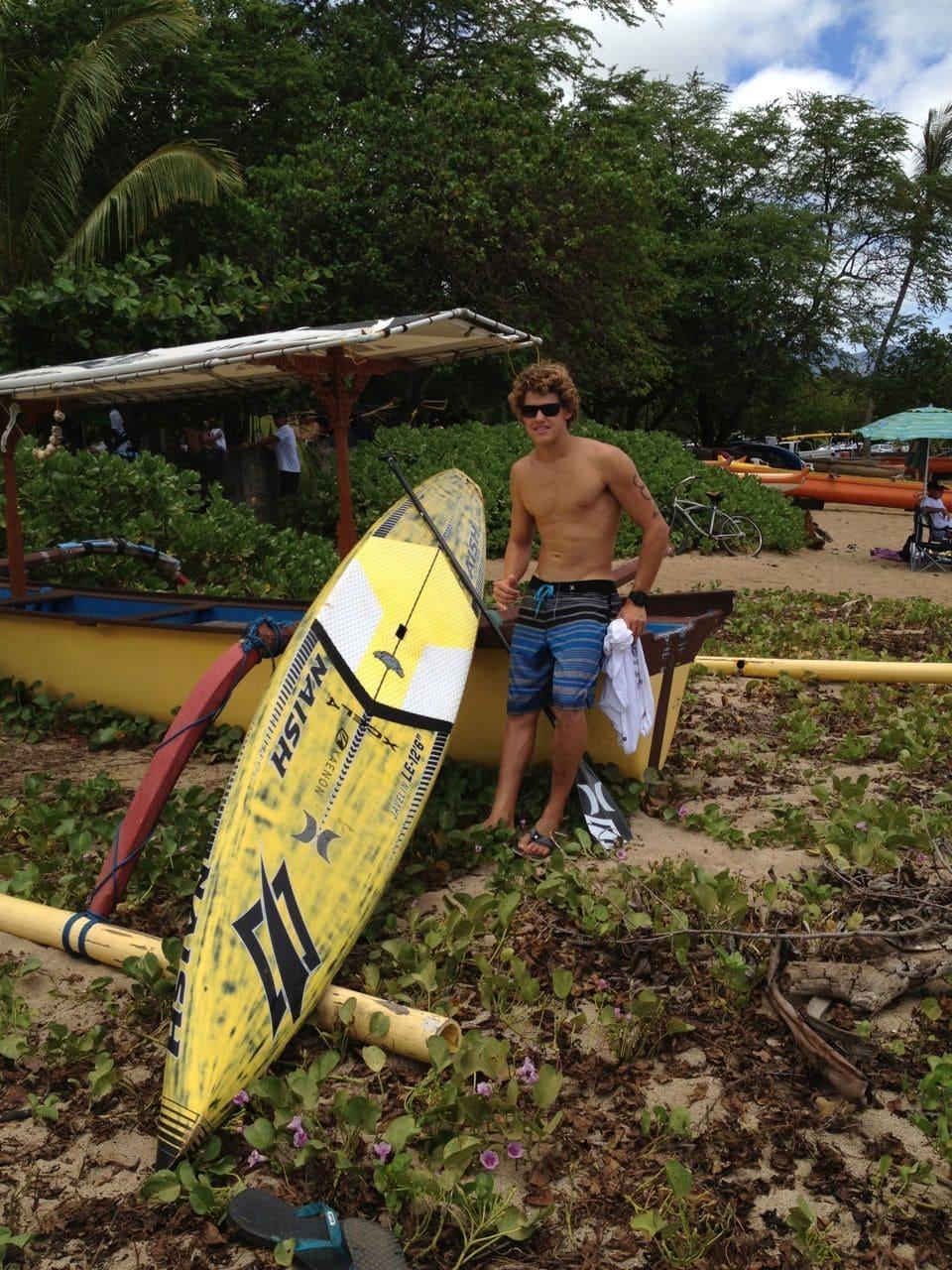 Noa Ginella goes BIG at the Haleiwa SUP Derby - Naish.com