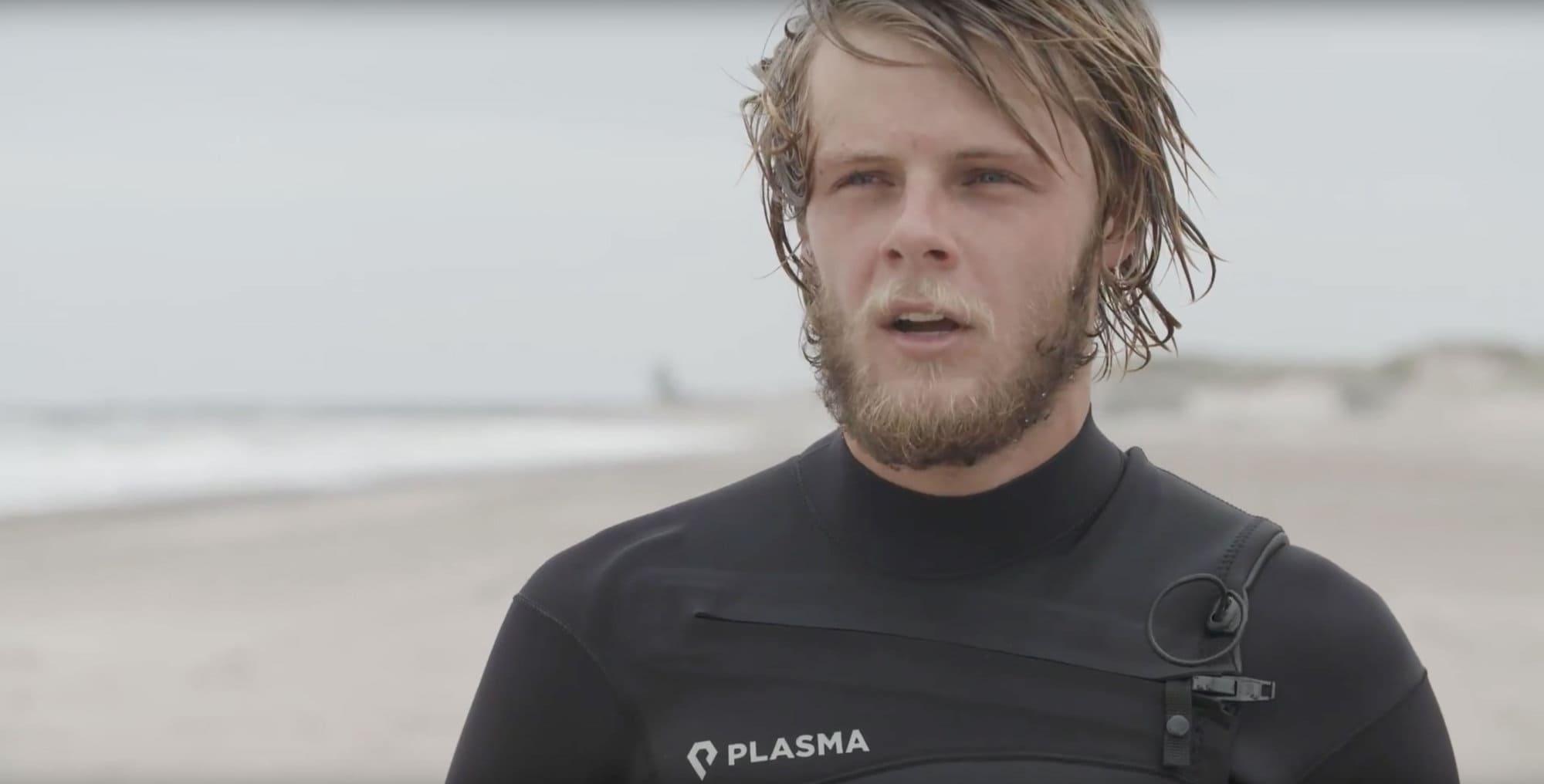 Sharing Waves in Cold Hawaii - Naish.com