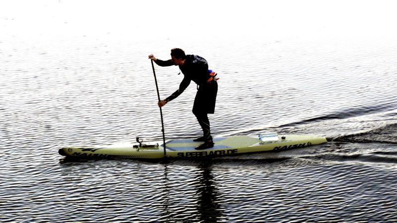 46rom Dusk till Dawn Stand Up Paddle Edition - Christian Hahn paddled around Berlin in a nonstop run - Naish.com