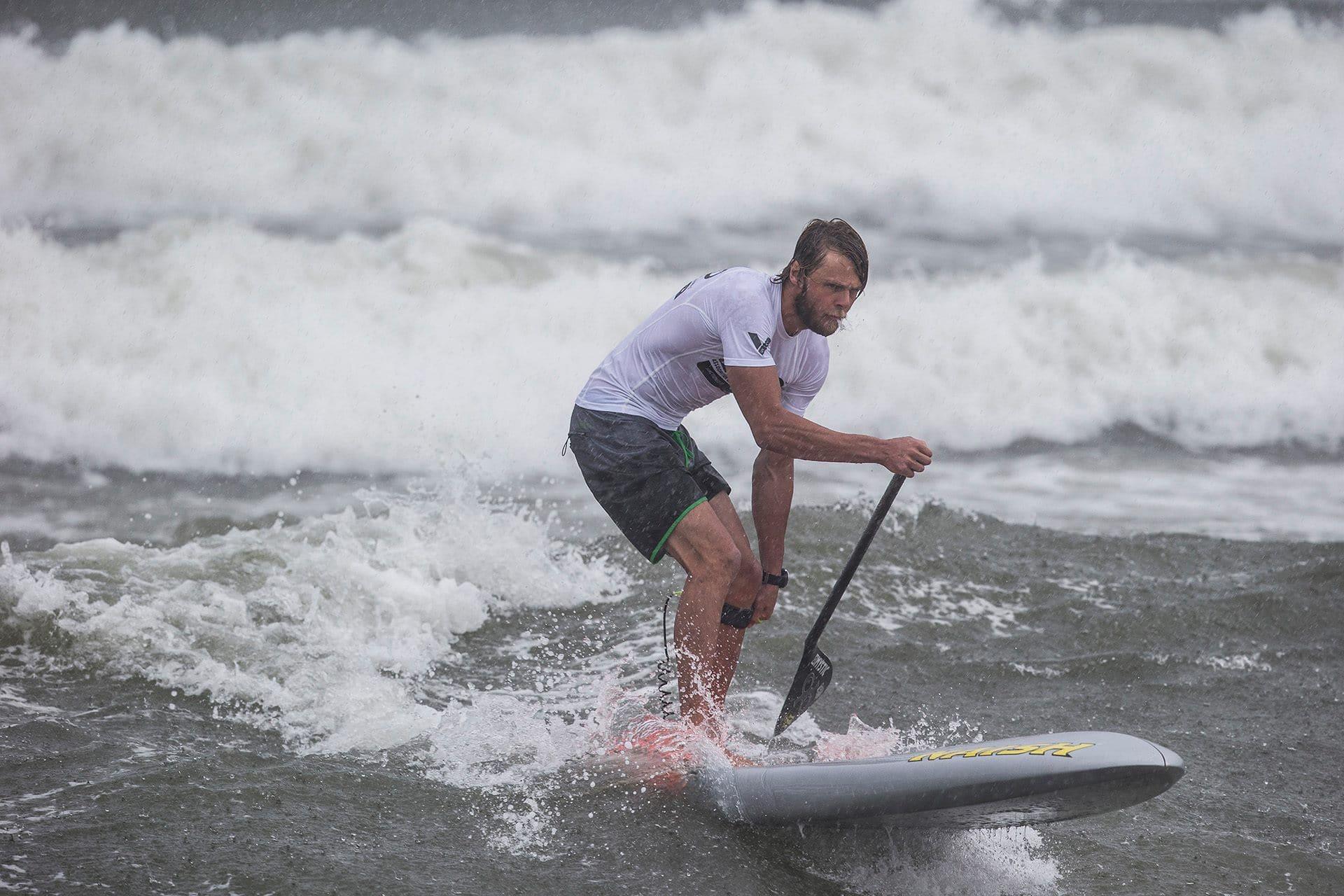 Casper Steinfath takes on Hurricane Florence for Third Place at APP New York SUP Open - Naish.com