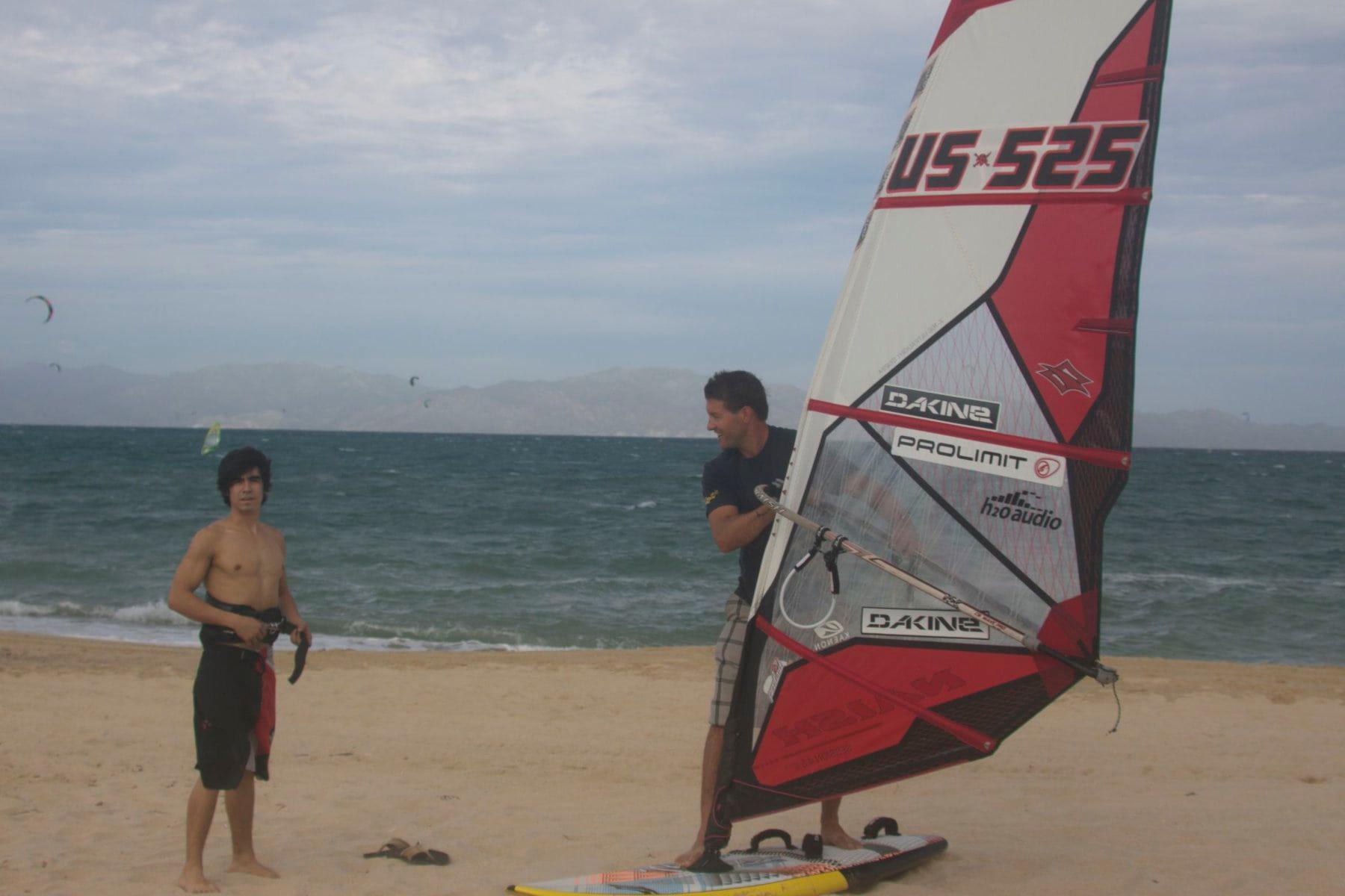 Wyatt Miller - Dia de Revolucion - Naish.com